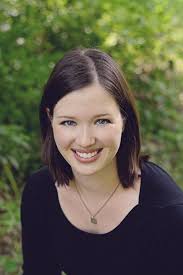 Kelly Houston's Instagram, Twitter & Facebook