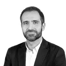 Raúl Santos Chozas joins Green Giraffe Advisory's Madrid office to drive  green ambitions forward