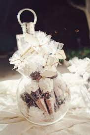 95 Wedding Favors Your Guests Will Actually Use Wedding Favors Fall Winter Wedding Favors Diy Wedding Favors