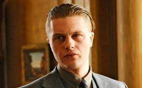 Favorite Boardwalk Empire Characters Fikkle Fame Boardwalk Empire Characters Boardwalk Empire Mens Long Hair Undercut