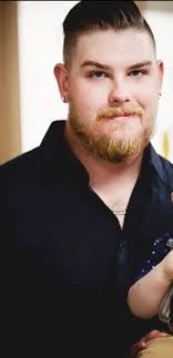 Eric Ironside's Instagram, Twitter & Facebook