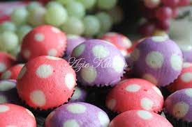 Bahan pun tidak susah dan kebanyakannya ada di dapur, cuma bahan seperti ovalette perlu di dapatkan dikedai bakery. Apam Dot Dot A K A Apam Polkadot Azie Kitchen