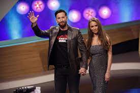 „ich liebe dich für immer und ewig!, säuselte sie da noch. Wendler Hochzeit Mit Laura Muller Anwalt Dann Ist Die Verlobung Nichtig Watson