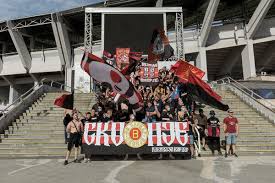 It is on the banners around the. 0 2duvnrfewxkm