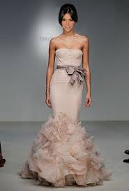 Jul 09, 2021 · kim kardashian and kanye west took kids north west, saint west, chicago west and psalm west to an art museum in san francisco amid their divorce. Kim Kardashian And Kris Humphries Are Asking Their Wedding Guests To Wear Black And White Would You Do Something Similar Plus What Color Wedding Dress Do You Think Kim Will Wear