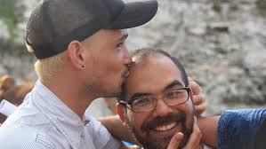 Cuban LGBT Community Celebrates Gay Pride Day With A Kiss For Diversity