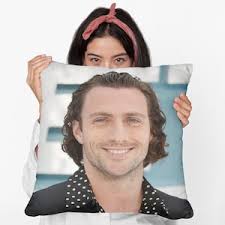 Taylor pillow