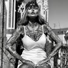 adrianna_scandal_queen