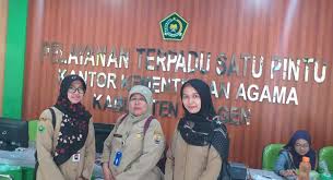 Maybe you would like to learn more about one of these? Pelaksanaan Ujian Akhir Madrasah Diniyah Takmiliyah Pontren Com