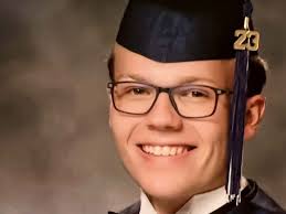 Fundraiser by Zach Kincaid : Benjamin Kincaid is graduating high school!