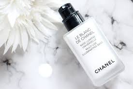 Chanel Le Blanc De Chanel Multi Use Illuminating Base پرایمر شنل Le Blanc De Chanel Multi Use Illuminating Base In 2020 Perfume Bottles Perfume Best Primer