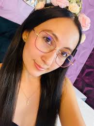 Foxy Paula S. is rubs her clit - XNXX.COM