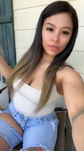 Seeking kind and genuine pen pals for connection