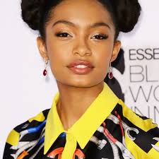 These knotted braids look unique and are super functional as they don't loosen or unravel through the day! 15 Braided Hairstyles That Are Actually Cool We Swear