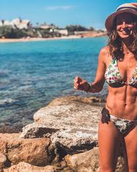 44,302 likes · 17 talking about this. Rossella Fiamingo Skinnywithabs