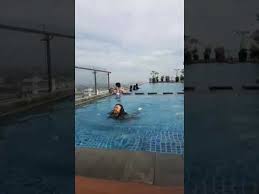 1 dari 40 di hotel dengan kolam renang di puncak. Boomerang Di Kolam Renang Hotel Youtube