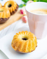 Rezept Mini Gugelhupf Klein Aber Oho Rezept Mini Gugelhupf Rezept Gugelhupf Rezept Mini Gugelhupf