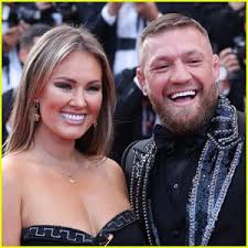 Ava Glass's "The Traitor" Is a Thrilling Race to the Truth