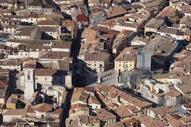 Uno sciame sismico ha colpito norcia nella notte. A 4 Anni Dal Terremoto Abbiamo Sorvolato L Abitato Di Norcia Con Il Paramotore Com E Ora E Com Era Prima Del 2016 Aviation Report