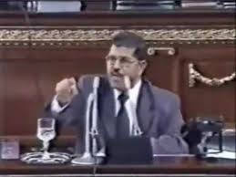 قالت الهيئة القومية لسكك حديد مصر، إن قطاراً كان قادماً من الإسكندرية شمالي البلاد في طريقه إلى الأقصر جنوباً، اضطر إلى التوقف قرب مدينة. Ø­Ø±ÙŠÙ‚ Ù‚Ø·Ø§Ø± Ø§Ù„ØµØ¹ÙŠØ¯ Ø¹Ø§Ù… 2002 Ø§Ù„Ù†Ø§Ø¦Ø¨ Ù…Ø­Ù…Ø¯ Ù…Ø±Ø³ÙŠ ÙŠÙ‡Ø§Ø¬Ù… Ø§Ù„Ø­ÙƒÙˆÙ…Ø© Ø¨Ø§Ù„Ø¨Ø±Ù„Ù…Ø§Ù† Youtube