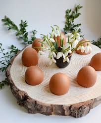 Baumscheibe Eierteller Basteln Ostern Easter Decor Today Pin Ostern Basteln Holz Osternest Basteln Baumscheiben