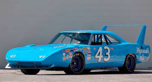 An original 1970 plymouth superbird and a 1971 plymouth road runner nascar race car. Plymouth Hemi 1970 Nascar Renner Und Dragster Auto Motor Und Sport