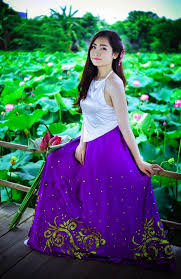 Non la, known as the conical hat is the traditional hat in vietnam. Vietnamese Beautiful Girls With Ao Yem And Lotus