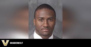 Cheron Thompson's Instagram, Twitter & Facebook