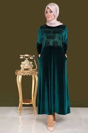 Hiranur Inci Ve Tas Detay Kadife Elbise Zumrut Urun Kodu Bsf1398 1 119 90 Tl The Dress Elbiseler Elbise