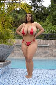 Isa Gomez - Free nude pics, galleries & more at Babepedia