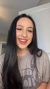 Kaylee Weikel's Instagram, Twitter & Facebook