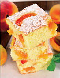 Adăugați stafidele și coaja rasă de lămâie. Pandispan Cu Caise Retete Practice