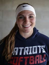 Nikki Bauer's Instagram, Twitter & Facebook