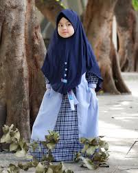 Namun, masih banyak orang tua yang bingung memiliki model baju anak perempuan berkualitas dan modis. Pin Di Model Baju Gamis Modern Terbaru