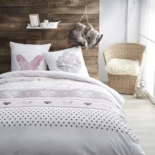 Pour des lits 160 ou 200, il est conseillé d'opter pour une couette de 240x260. Parure Housse De Couette En Pur Coton Charming Pas Cher A Prix Auchan