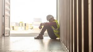 Darwin, palmerston and litchfield will go into a full lockdown for 48 hours after there were four new cases linked to the northern territory mine cluster. Hjgt Mnluszv4m