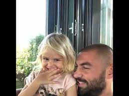 Çift ikinci kızları derin'in 20 ağustos'ta dünyaya gelmesiyle barıştı. Burak Yilmaz In Kizi Bu Sefer 3 Tane Gol Atacaksin Youtube