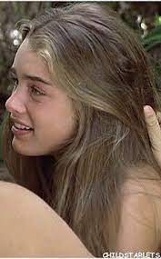 I <3 brooke shields' hair in blue lagoon!!! Brooke Shields Hair Color Blue Lagoon Brooke Shields Hair Color Brooke Shields Hair Brooke Shields Young