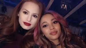 Toni moving in with cheryl | riverdale season 2 deleted scenes. 7 Reasons Cheryl And Toni Need To Get Together On Riverdale Tv Insider