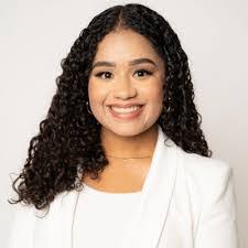 Jamil Holmes's Instagram, Twitter & Facebook