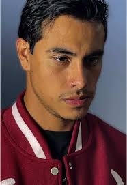 ¿Dúo? Conflicto amoroso en actuación