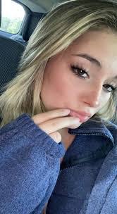 Georgia Quinn's Instagram, Twitter & Facebook