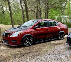 All Cleaned Up Starting Work Little By Little On The Graphics Nissan Versa Tunning Nissan Carros Y Motos