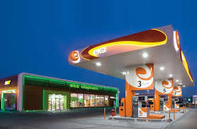 Eka Wins Minale Tattersfield Design Strategy Group Gas Station Filling Station Petrol Station