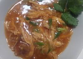 Pisang goreng ('fried banana' in indonesian/malay) is a fritter made by deep frying battered plantain in hot oil. Resepi Ayam Suwir Asam Manis Pawtaste Com