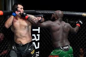 In a press conference held after last saturday's event (16), which opened the 2021 season of ultimate, dana white confirmed that the confrontation for the heavyweight title (up to 120.2. Jairzinho Rozenstruik Delivers Vicious Last Second Knockout Against Augusto Sakai In Ufc Vegas 28 Main Event Mma Fighting