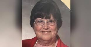 Kay Hollifield's Instagram, Twitter & Facebook