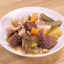Pot Au Feu De Boeuf Facon Grand Mere Recette Pot Au Feu Recettes De Cuisine Plat Principal