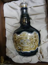 Top 10 Most Expensive Rare Exclusive Liquors In The World 10 000 1 500 000 That S The Hookup Most Expensive Liquor Expensive Whiskey Wine And Liquor