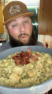 One Pan Chicken Bacon Ranch Pasta 👌, #chicken #bacon #ranch #pasta  #recipes #kinders #heathriles #onepot